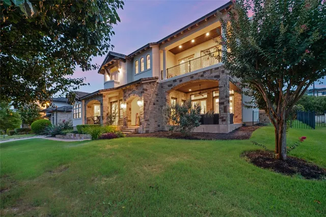 $1,270,000 | 117 Black Wolf Run, Austin, TX 78738
