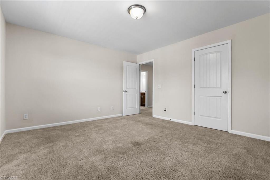 3887 Copperfield Court High Point, NC 27282 - Photo 30 of 44