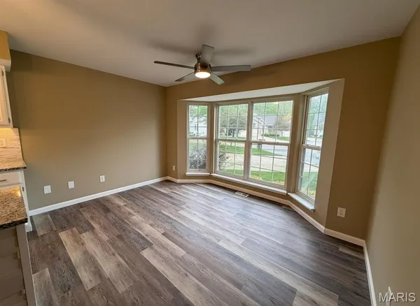 $374,900 | 904 Palmer Court, Unit 4, Lake St. Louis, MO 63367