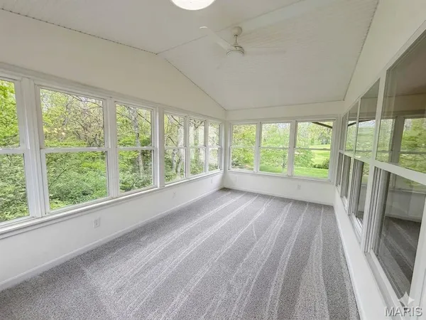 $374,900 | 904 Palmer Court, Unit 4, Lake St. Louis, MO 63367
