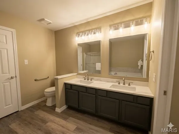 $374,900 | 904 Palmer Court, Unit 4, Lake St. Louis, MO 63367