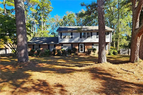 $389,000 | 1201 Stonehurst Road, Anderson, SC 29621