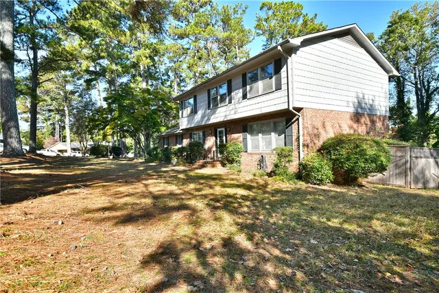 $389,000 | 1201 Stonehurst Road, Anderson, SC 29621