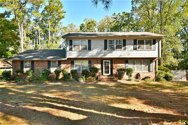 $389,000 | 1201 Stonehurst Road, Anderson, SC 29621