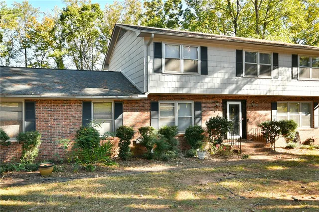 $389,000 | 1201 Stonehurst Road, Anderson, SC 29621