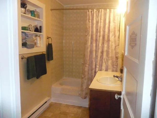 $360,000 | 512 Northeast Broadway, Malden, WA 99149