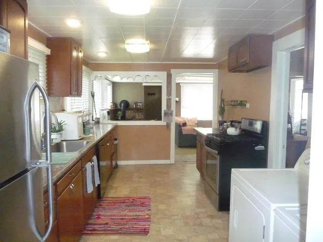 $360,000 | 512 Northeast Broadway, Malden, WA 99149