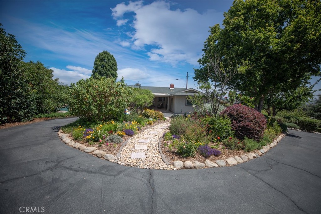 1566 Heather Lane Riverside, CA 92504 - Photo 47 of 61