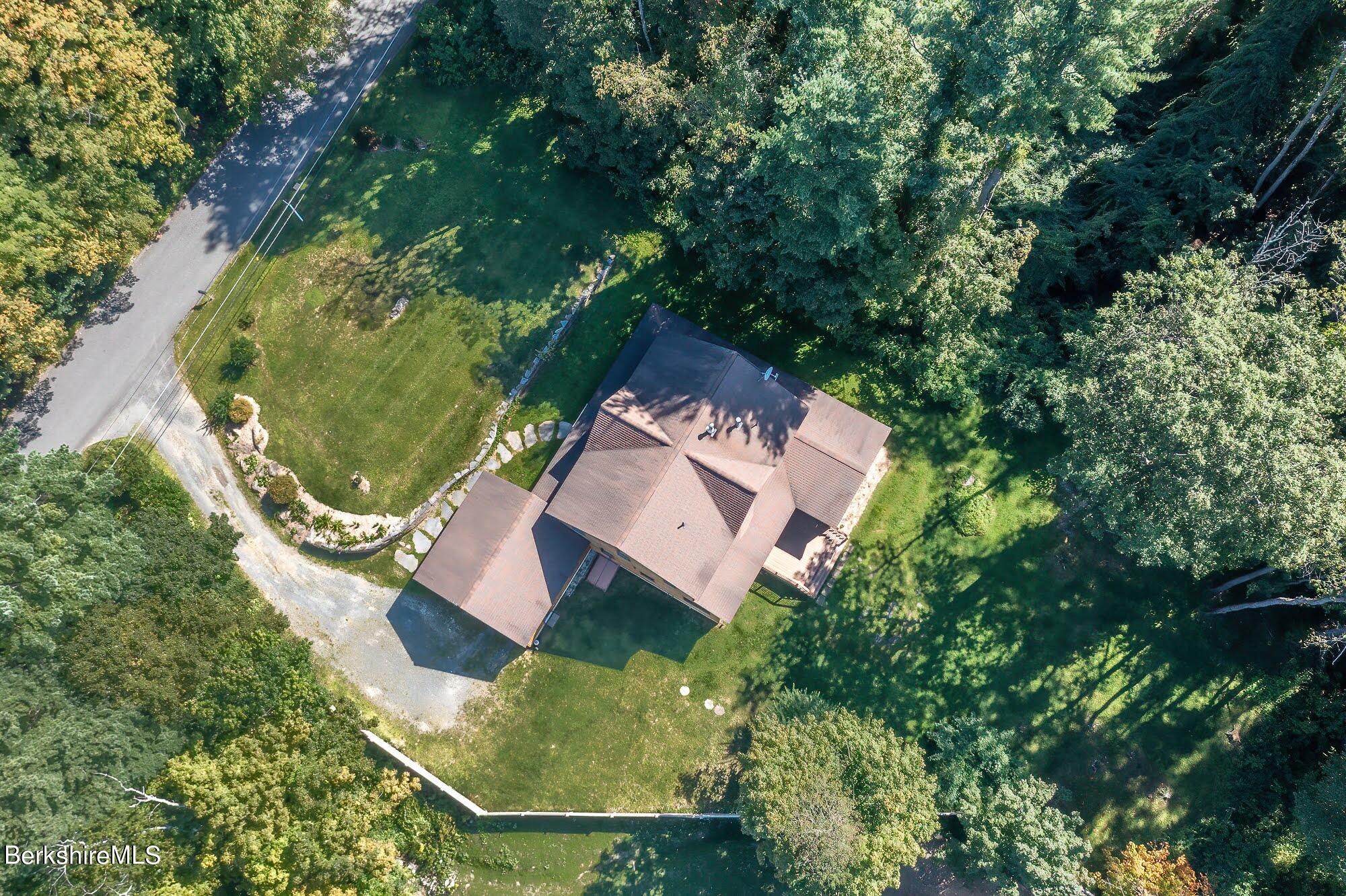 127 Lime Kiln Road Lenox, MA 01240 - Photo 10 of 42 Lime Kiln_57