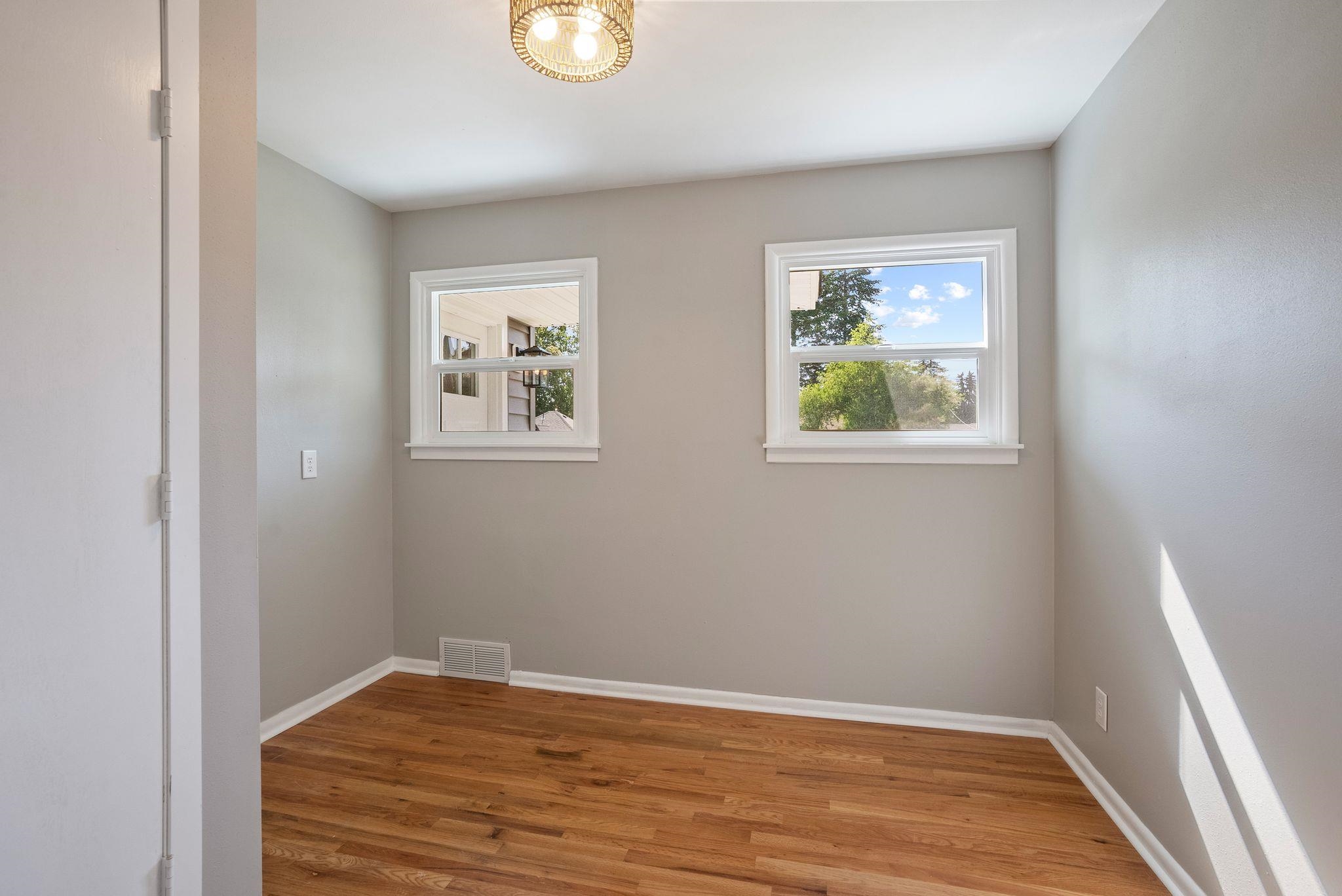 5204 North Maple Street Spokane, WA 99205 - Photo 18 of 39