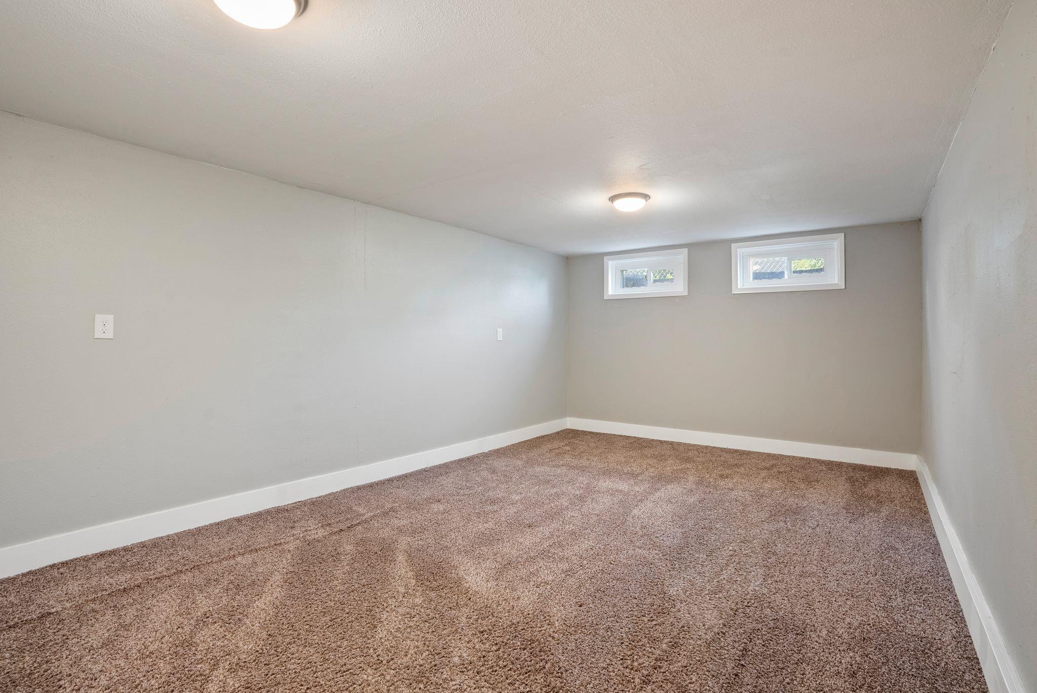 5204 North Maple Street Spokane, WA 99205 - Photo 23 of 39