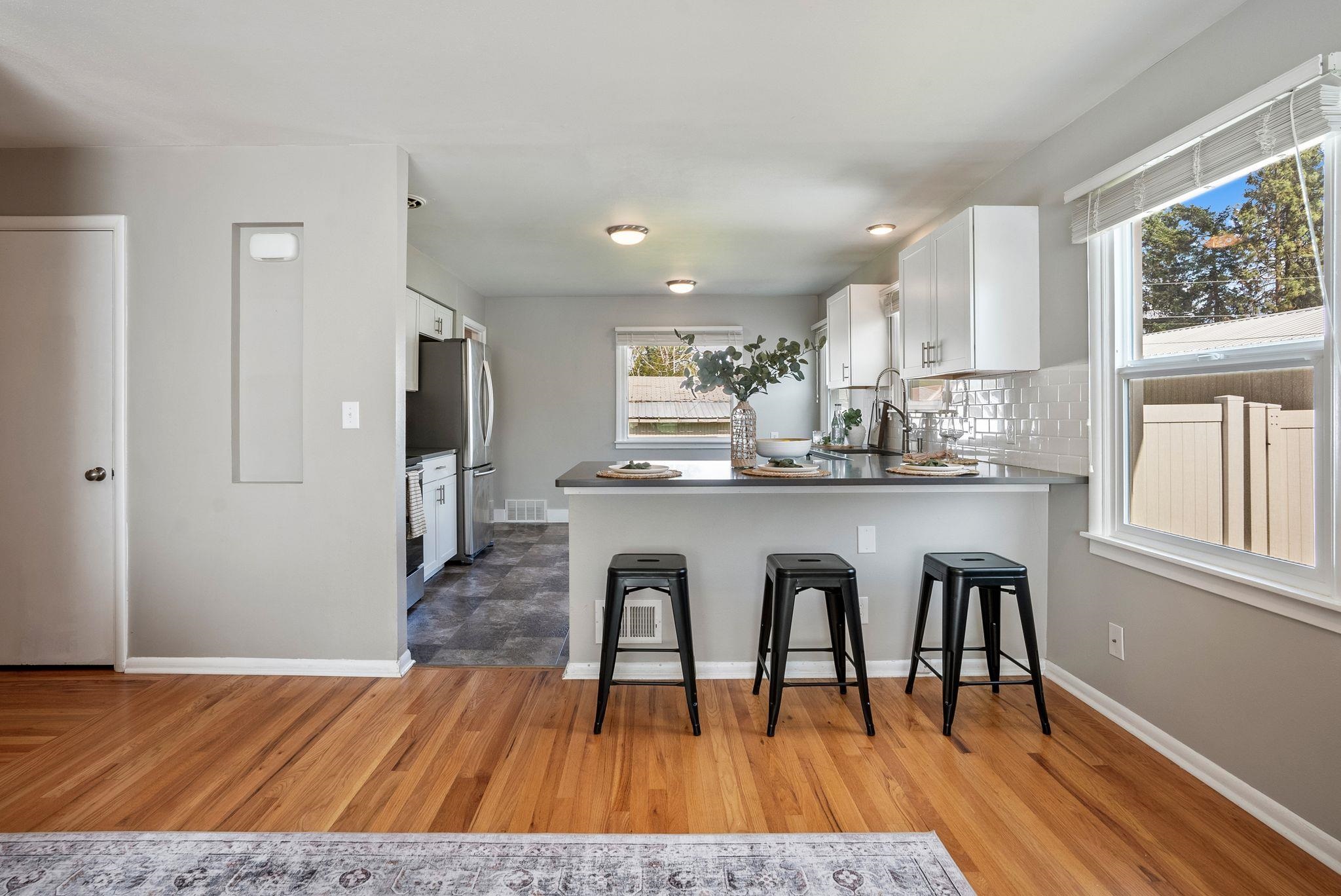 5204 North Maple Street Spokane, WA 99205 - Photo 7 of 39