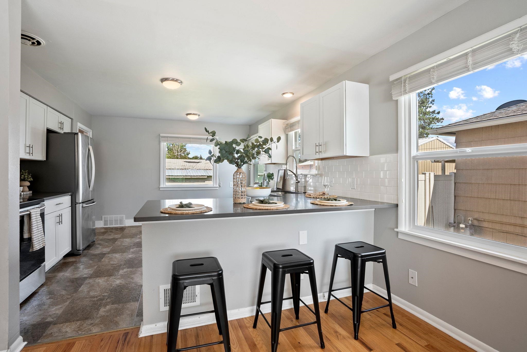 5204 North Maple Street Spokane, WA 99205 - Photo 8 of 39