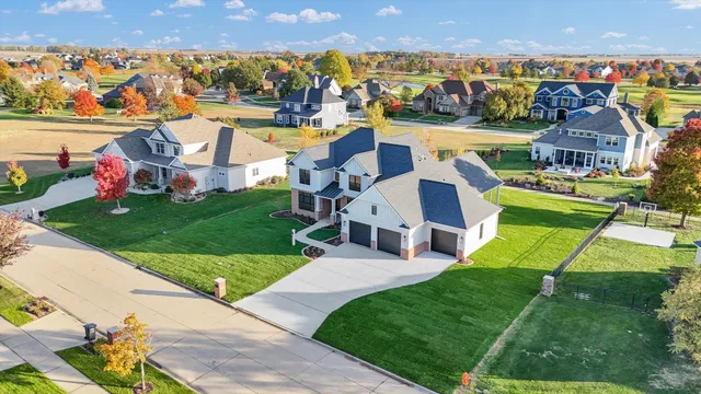 $1,088,000 | 2709 East Castlerock Drive, Urbana, IL 61802