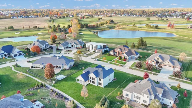 $1,088,000 | 2709 East Castlerock Drive, Urbana, IL 61802