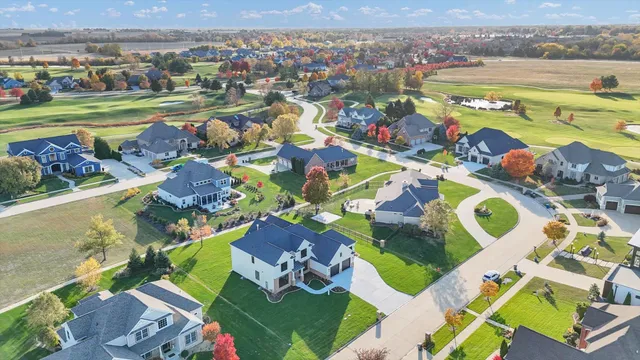 $1,088,000 | 2709 East Castlerock Drive, Urbana, IL 61802