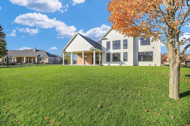 $1,088,000 | 2709 East Castlerock Drive, Urbana, IL 61802