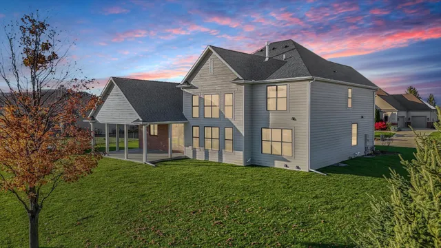 $1,088,000 | 2709 East Castlerock Drive, Urbana, IL 61802