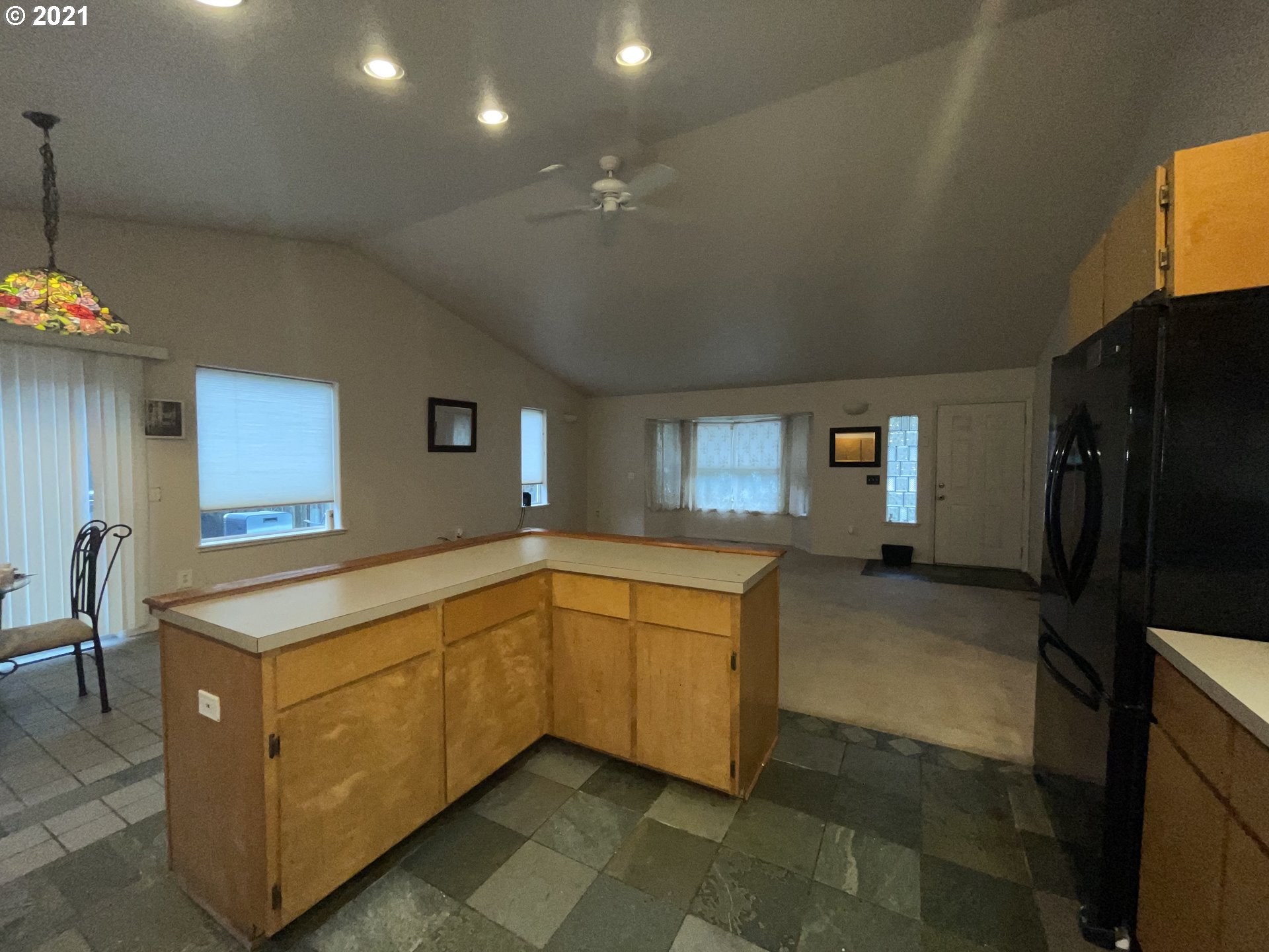 1066 South 69th Place Springfield, OR 97478 - Photo 12 of 27 Gallery Image 12