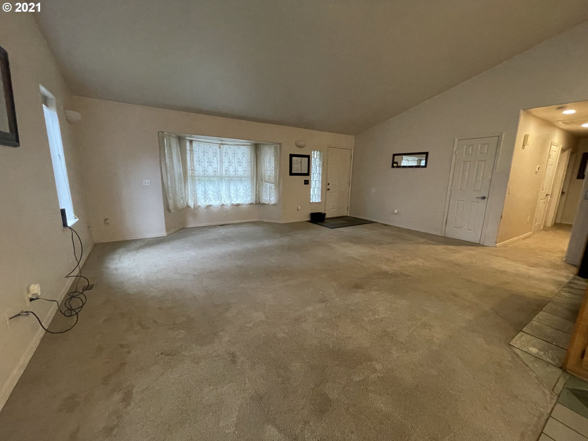 1066 South 69th Place Springfield, OR 97478 - Photo 16 of 27 Gallery Image 16