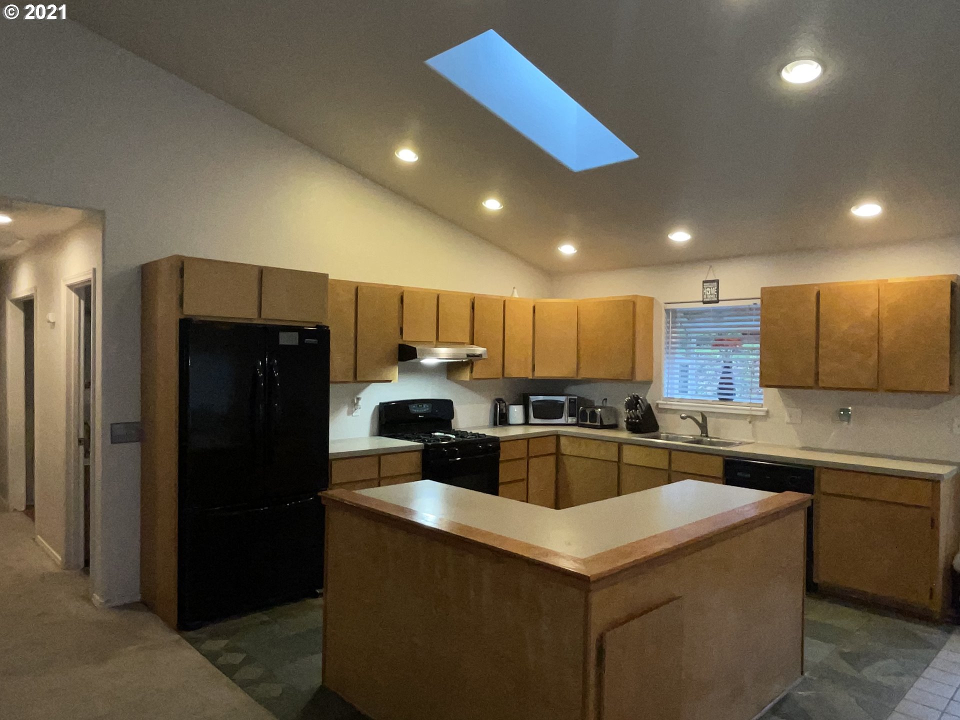 1066 South 69th Place Springfield, OR 97478 - Photo 6 of 27 Gallery Image 6