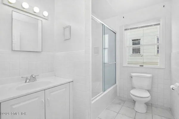 $1,950,000 | 21 Division Street, Greenwich, CT 06830