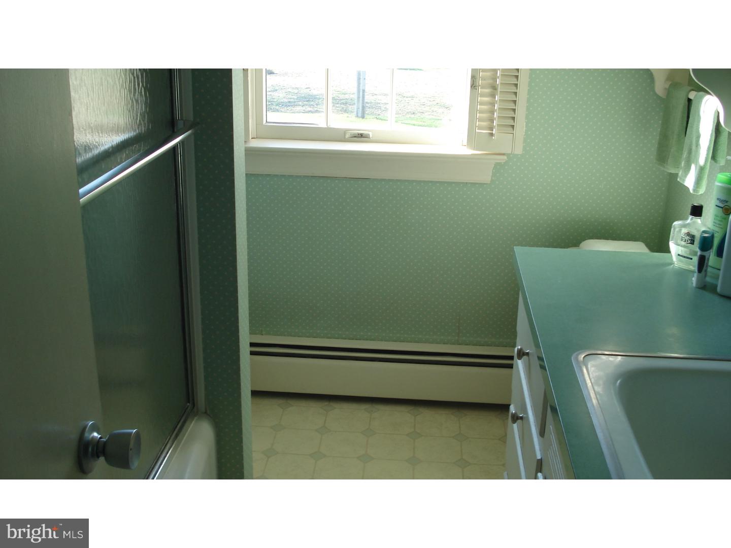 360 Godshall Road Souderton, PA 18964 - Photo 16 of 22 Bathroom