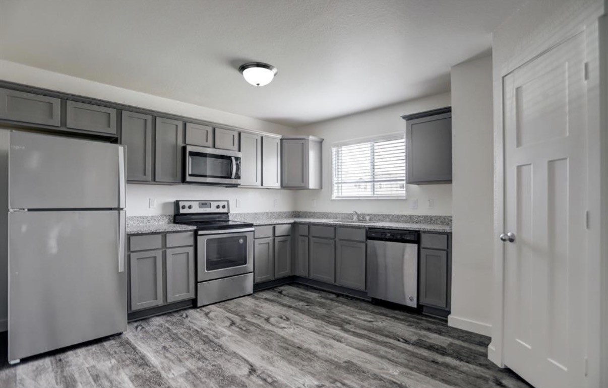 21155 Gosling Road, Unit 40D Spring, TX 77388 - Photo 2 of 11 Gallery Image 2