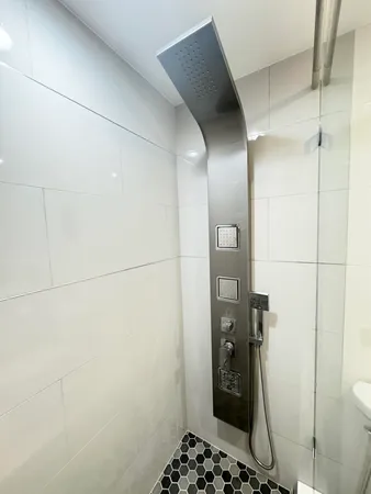 $2,000 | 4501 South Ocean Boulevard, Unit E5, Lantana, FL 33480