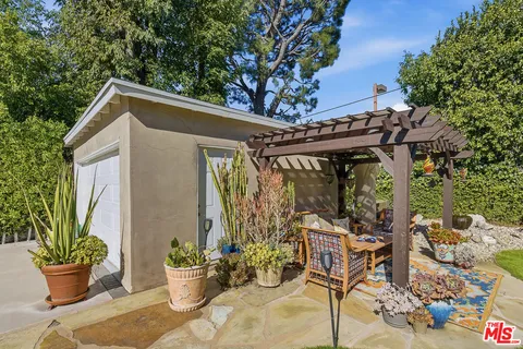 $1,275,000 | 12727 La Maida Street, Valley Village, CA 91607