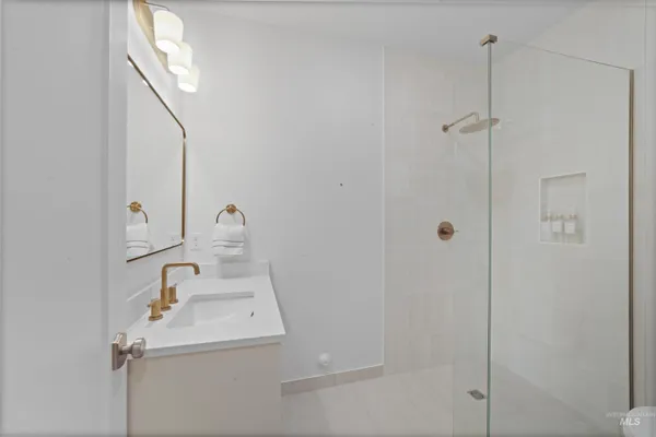 $990,000 | 22109 Aura Vista Way, Caldwell, ID 83607