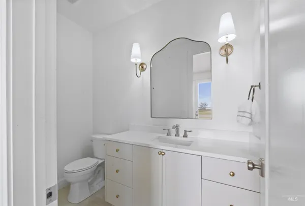 $990,000 | 22109 Aura Vista Way, Caldwell, ID 83607