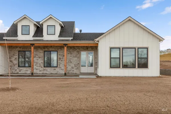 $990,000 | 22109 Aura Vista Way, Caldwell, ID 83607