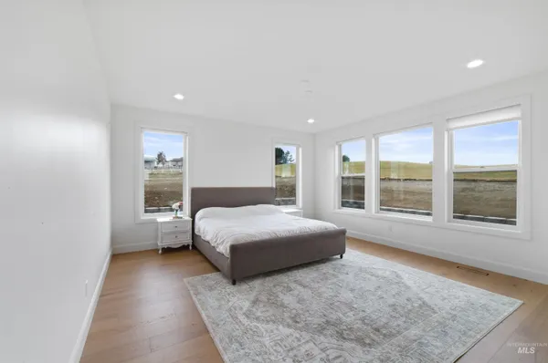 $990,000 | 22109 Aura Vista Way, Caldwell, ID 83607