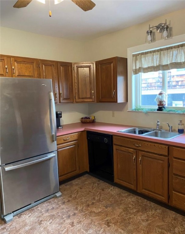 579 Gaskill Street Woonsocket, RI 02895 - Photo 9 of 22