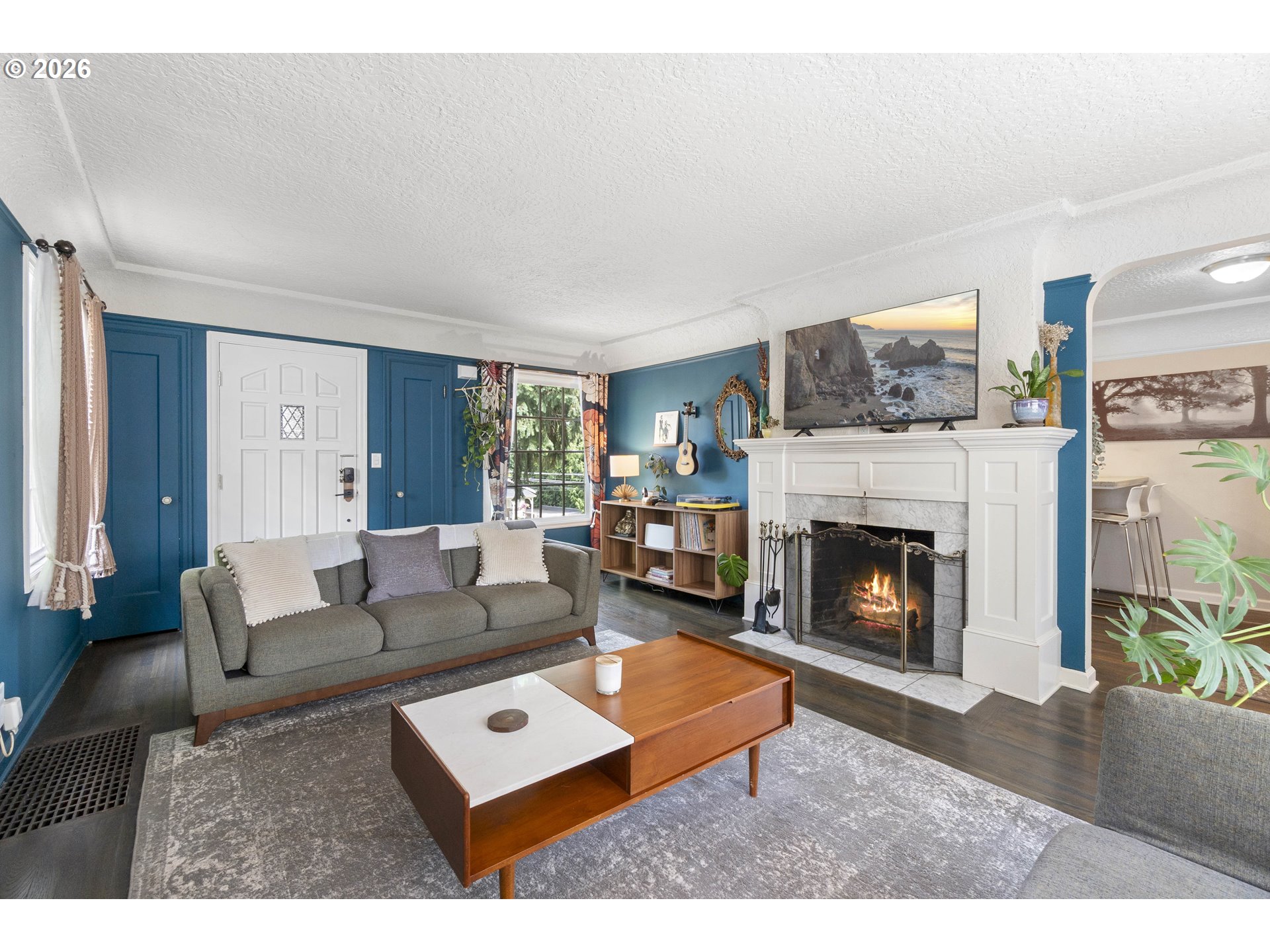 8435 Southwest 11th Avenue Portland, OR 97219 - Photo 9 of 47