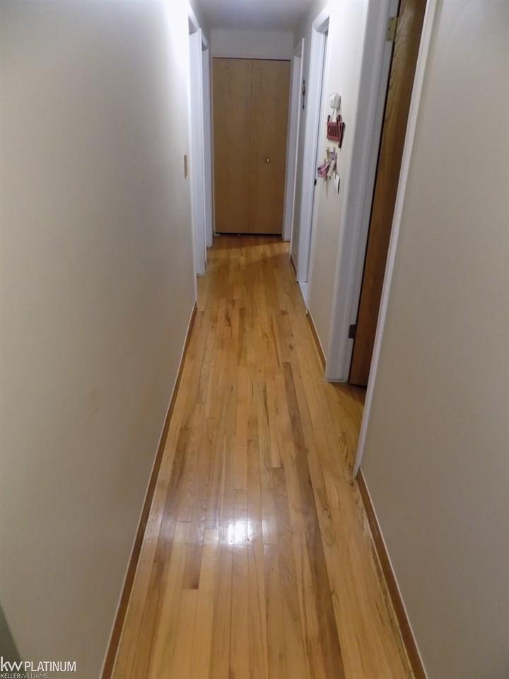 18609 Davidson Road Fraser, MI 48026 - Photo 11 of 30 31369913-10.JPG