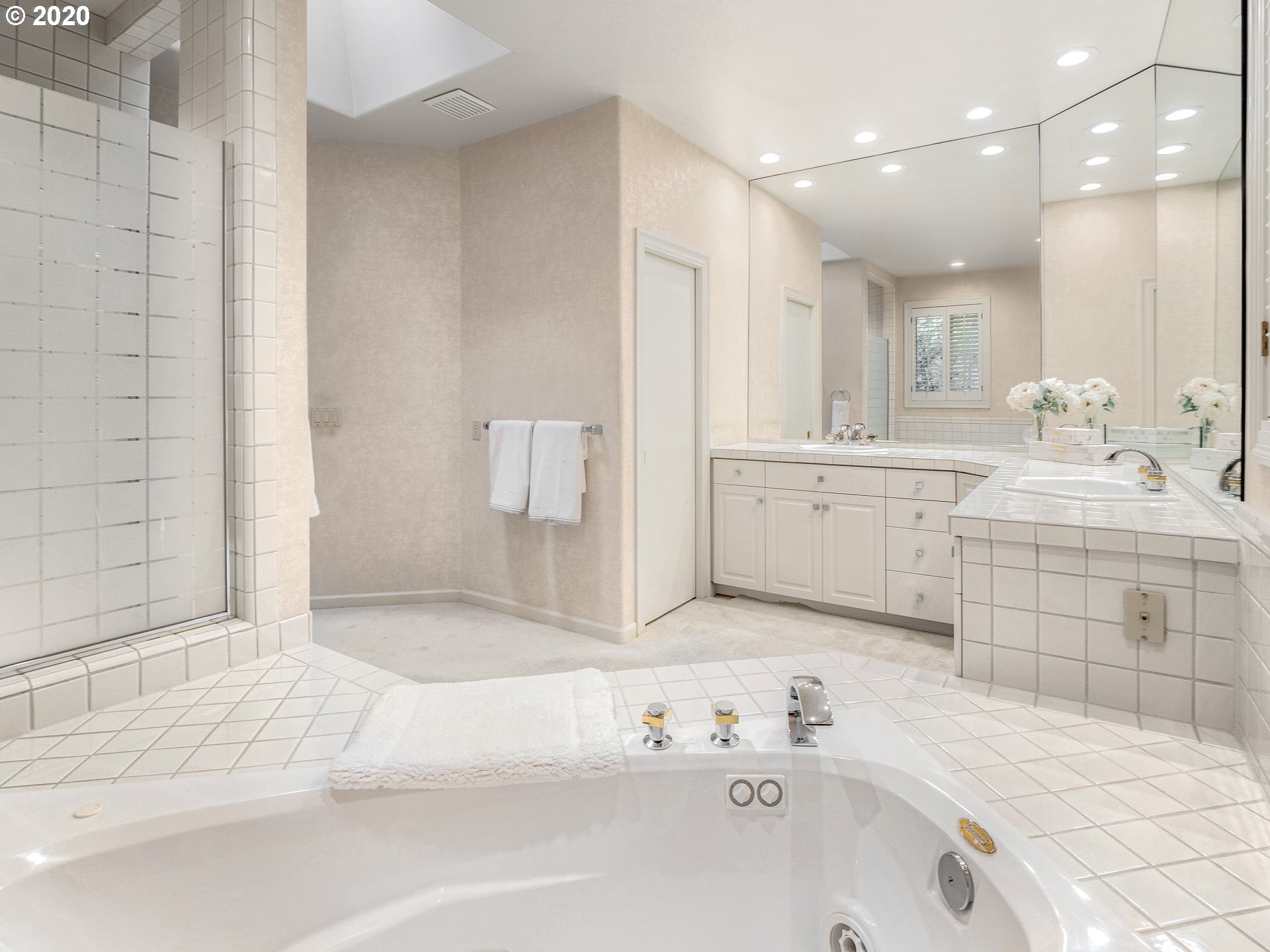 1308 Northshore Road Lake Oswego, OR 97034 - Photo 15 of 32 Gallery Image 15