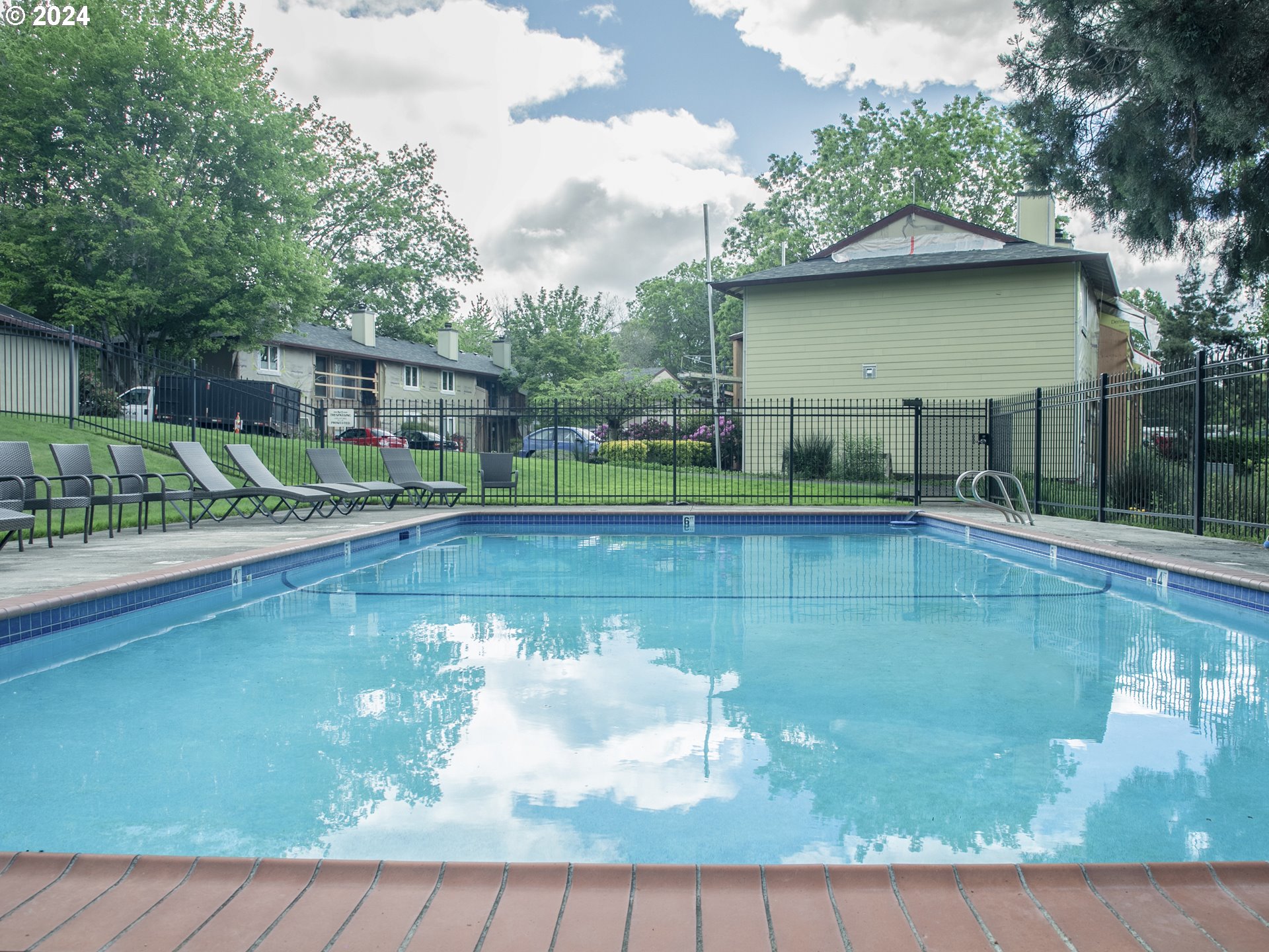 12602 Northwest Barnes Road, Unit 5 Portland, OR 97229 - Photo 20 of 20 Gallery Image 20