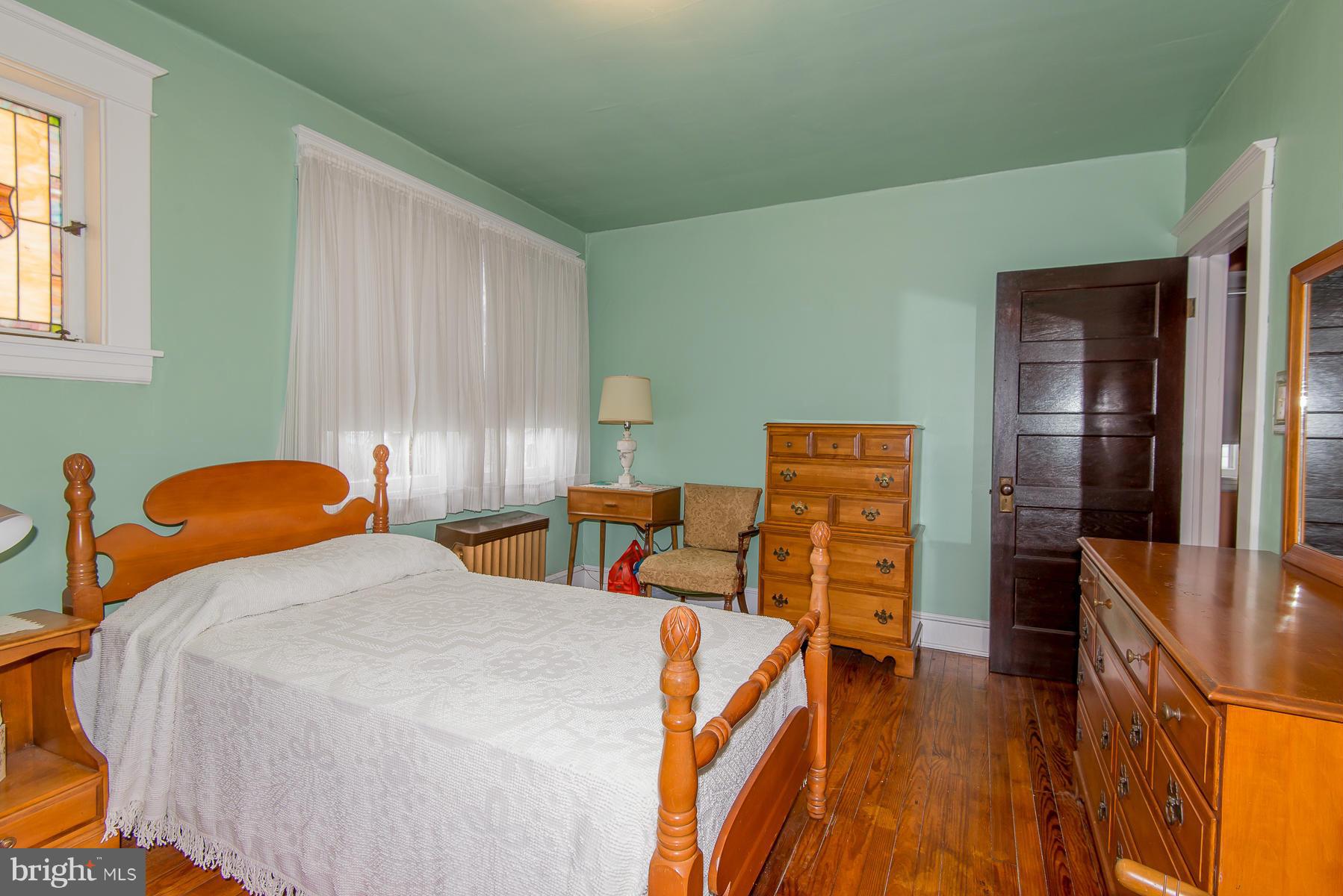 44 Ridge Road Catonsville, MD 21228 - Photo 11 of 14 Bedroom