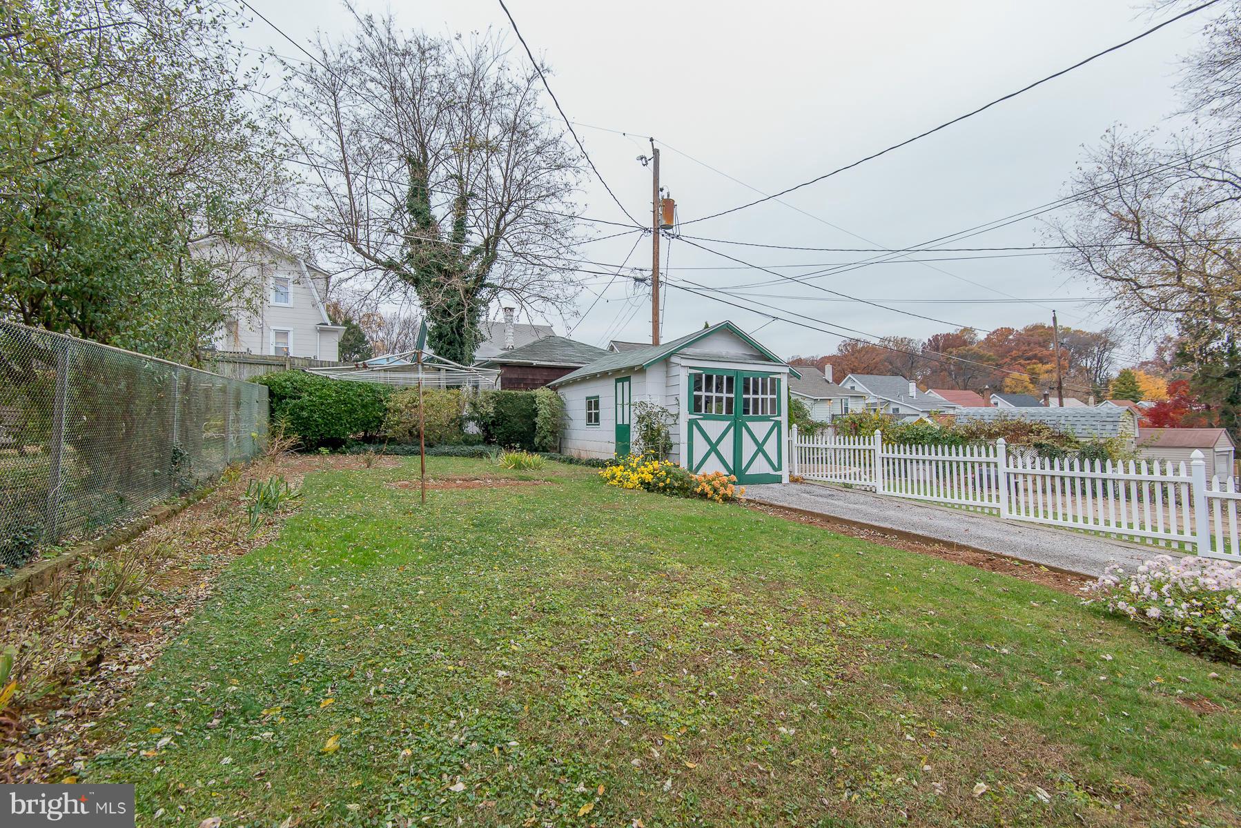 44 Ridge Road Catonsville, MD 21228 - Photo 13 of 14 Backyard