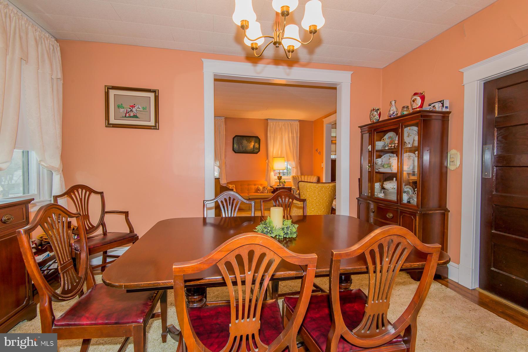 44 Ridge Road Catonsville, MD 21228 - Photo 3 of 14 Dining Room