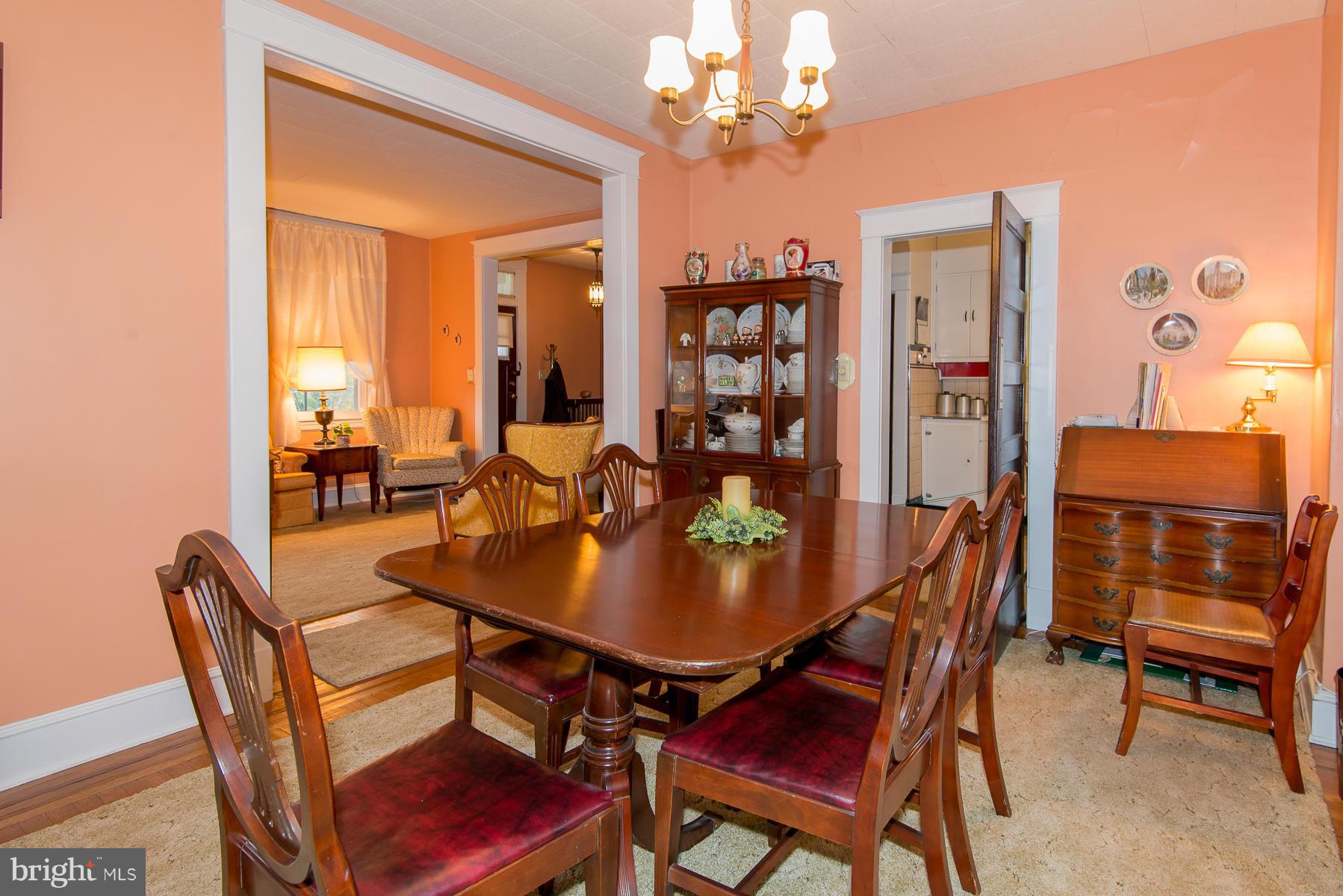 44 Ridge Road Catonsville, MD 21228 - Photo 7 of 14 Dining Room