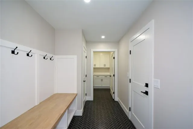 $825,000 | 1610 Chateau Drive, Atlanta, GA 30338