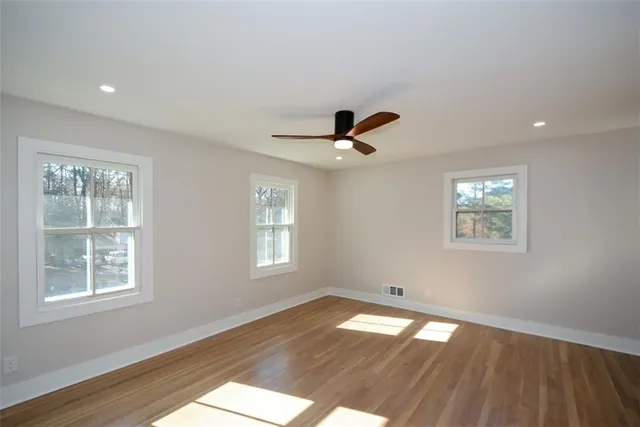 $825,000 | 1610 Chateau Drive, Atlanta, GA 30338