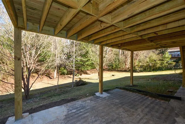 $825,000 | 1610 Chateau Drive, Atlanta, GA 30338