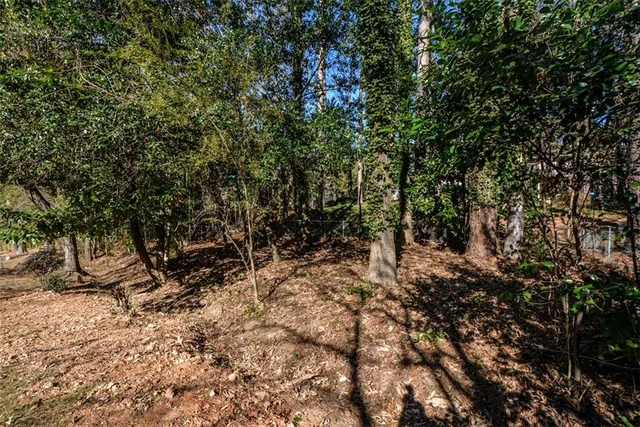 $825,000 | 1610 Chateau Drive, Atlanta, GA 30338