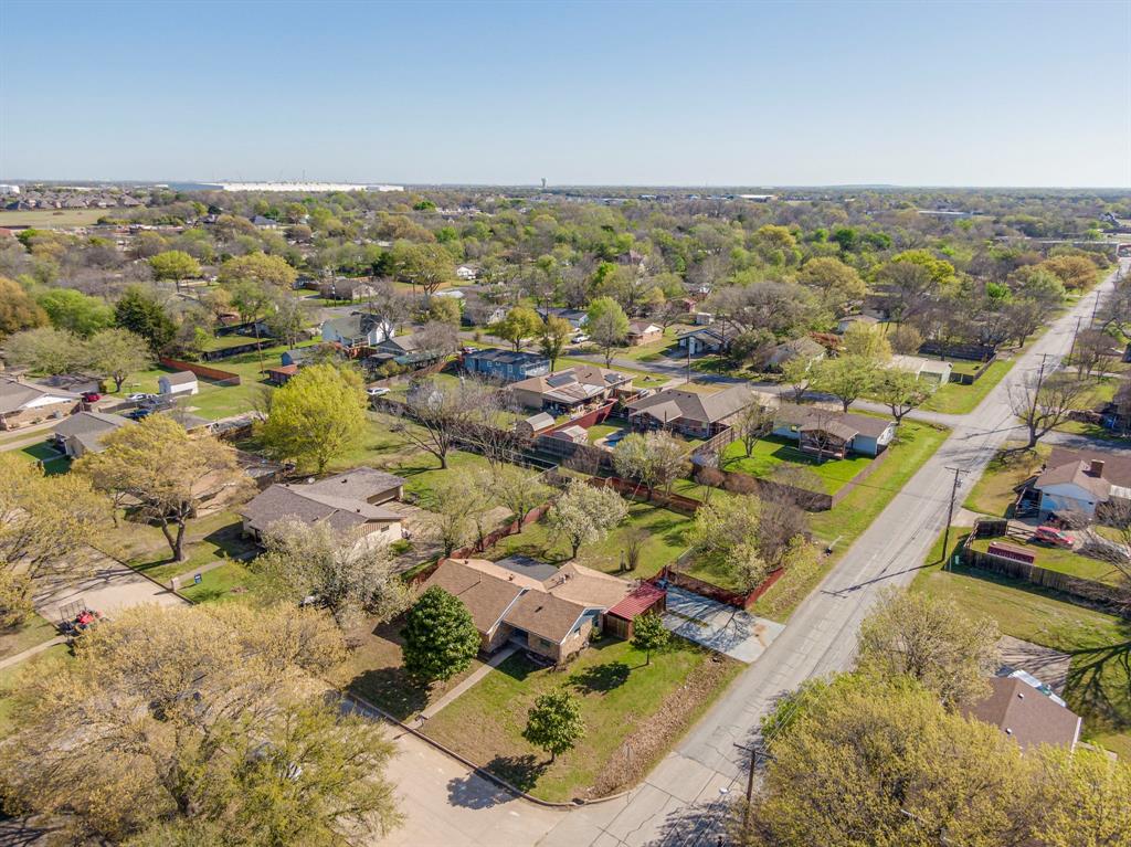 100 North Valley Street Red Oak, TX 75154 - Photo 26 of 31 an aerial view of residential houses with outdoor space