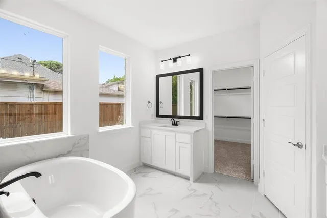 $948,990 | 848 Northwood Road, Fort Worth, TX 76107