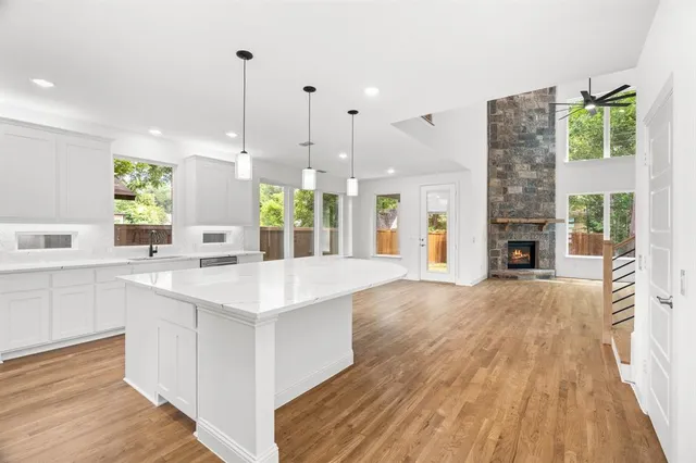 $948,990 | 848 Northwood Road, Fort Worth, TX 76107